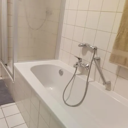 Apartment Ferien-, Freizeit- & Sportunterkunft In *